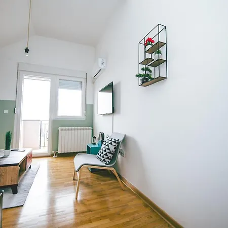 Apartment Lola Almost *