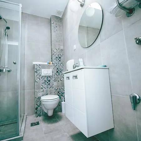 Lola Almost Апартаменты *