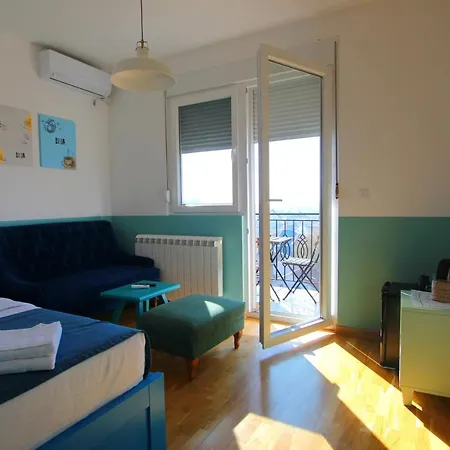 Lola Almost Apartment Belgrade