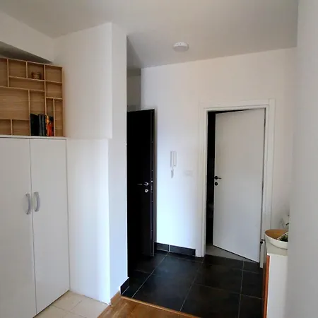 Apartment Lola Almost *