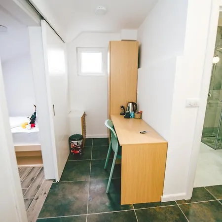 Lola Almost Belgrade