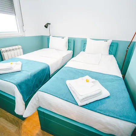 Apartment Lola Almost